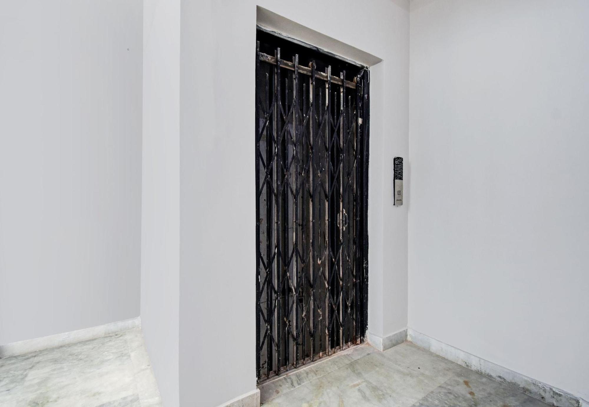 Super Hotel O J M T Upasana Kolkata Exterior photo